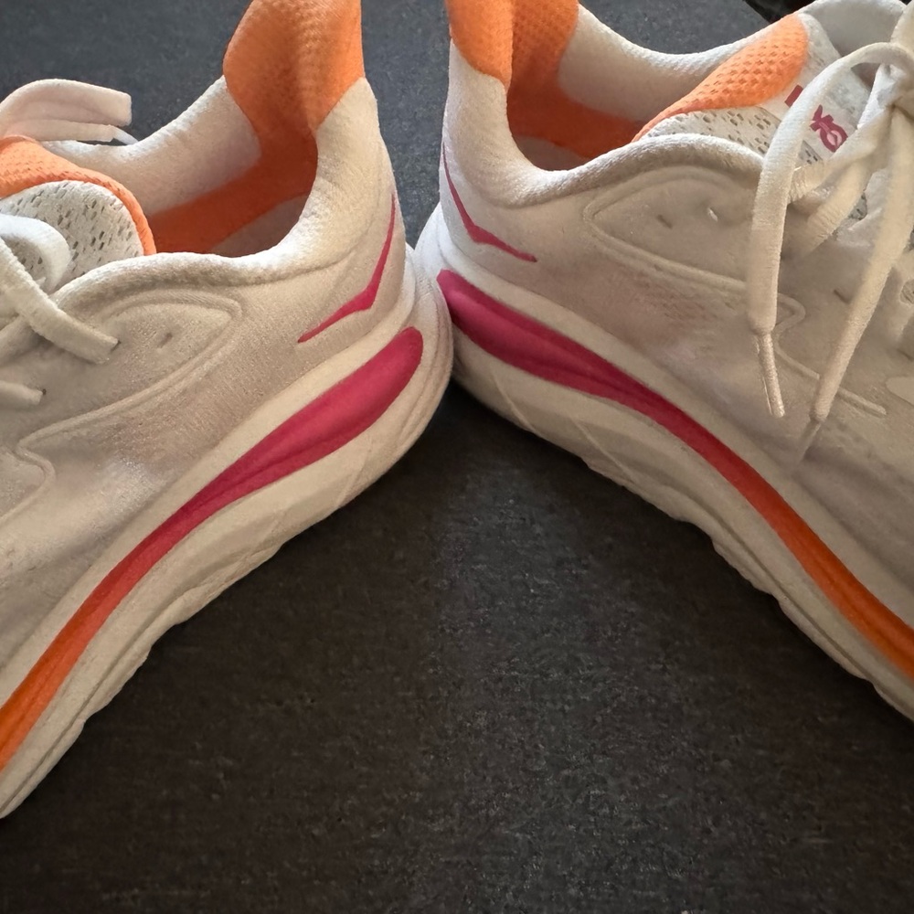 HOKA Clifton 10 Women’s Size 9 b White Electric Rose WTLC - Picture 5 of 14